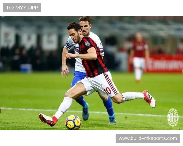 塔利亚菲科精准下底传中,助攻队友破门得分 塔利亚菲科精准下底传中,助攻队友破门得分